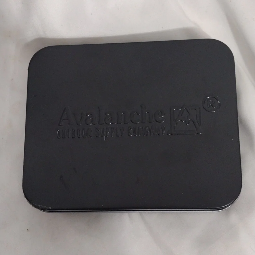 NIB Avalanche Dark Brown 100% Genuine Leather Wallet Built In RFD Shield